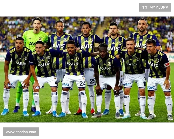 英超三强争抢道格拉斯路易斯 费内巴切欲加入争夺战